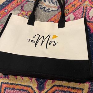 NWOT Francesca’s White Embroidered Mrs. Canvas Tote